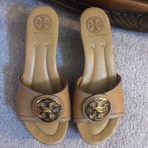 Tory Burch shoe